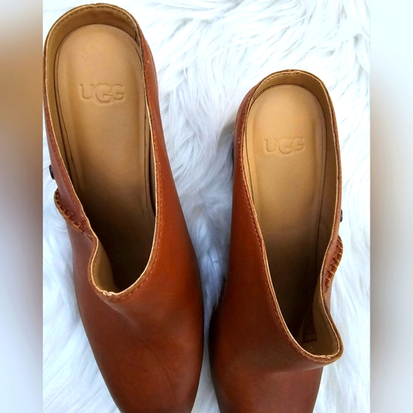 UGG Leather Clog Slip On Booties Size 10 - Picture 6 of 7